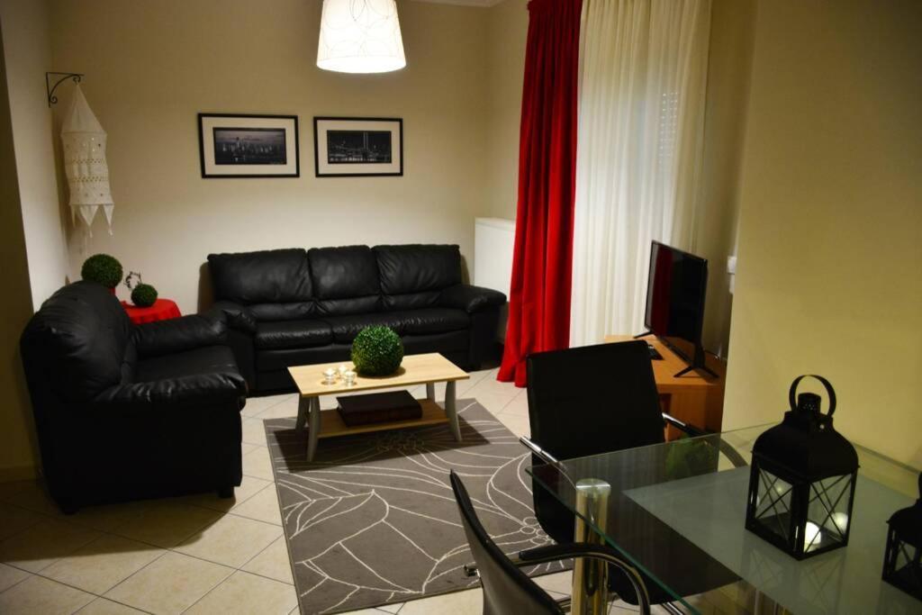 The Apartment Tríkala Esterno foto